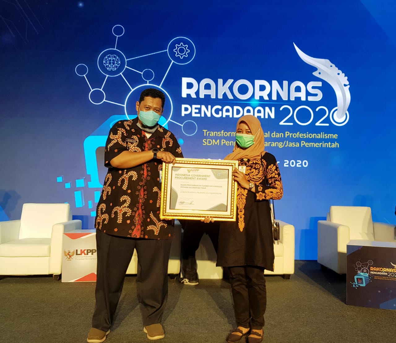 BPSDM Prov. Kaltim menerima Penghargaan Indonesia Government Procurement Award 2020